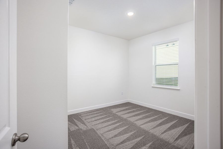 Spacious, unfurnished interior of a new home in Malabar Springs, Palm Bay (Image 64). Spacious, unfurnished interior of a new home in Malabar Springs, Palm Bay (Image 64).