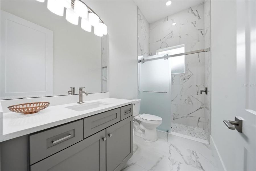 Furnished interior view inside a new home in , Apopka (Image 13).