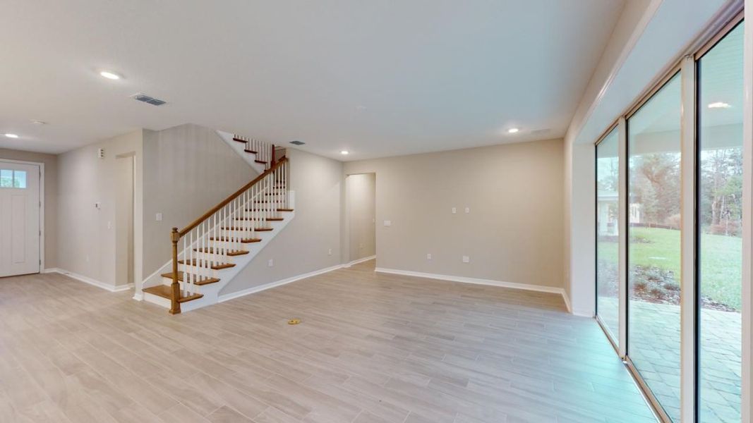 Spacious, unfurnished interior of a new home in Headwaters at Lofton Creek, Yulee (Image 9). Spacious, unfurnished interior of a new home in Headwaters at Lofton Creek, Yulee (Image 9).