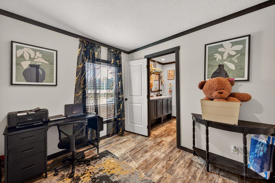 Image 36 of a home in .