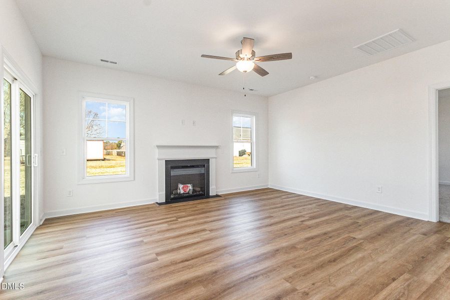 018_kv0a2543-edit_198