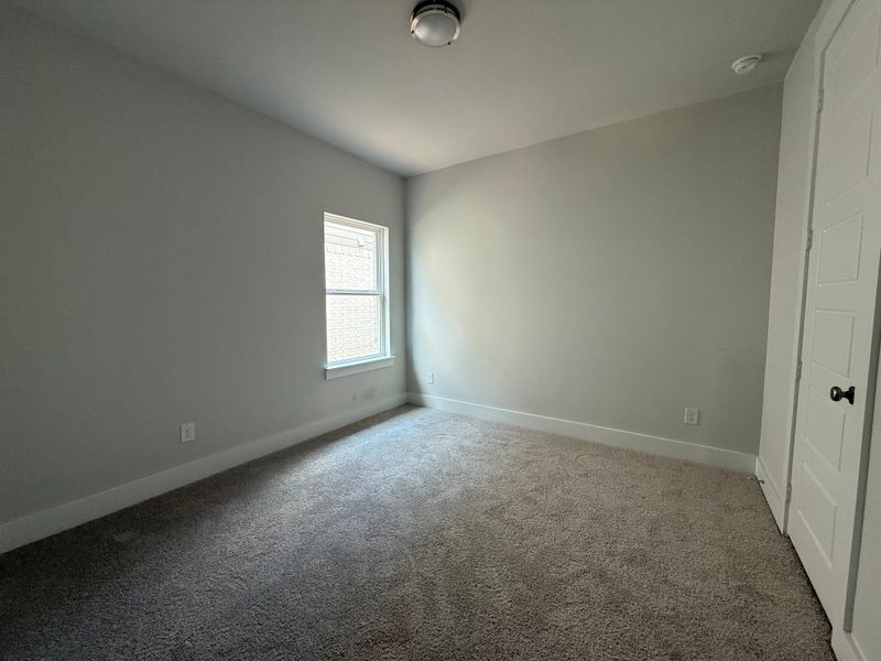 Spacious, unfurnished interior of a new home in Wildflower Ranch, Fort Worth (Image 15).