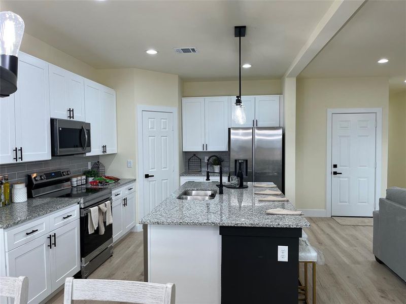 Furnished interior view inside a new home in , Corsicana (Image 31).
