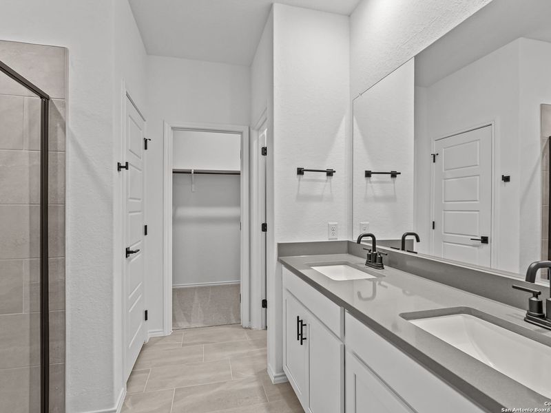 Furnished interior view inside a new home in Horizon Pointe, San Antonio (Image 12). Furnished interior view inside a new home in Horizon Pointe, San Antonio (Image 12).