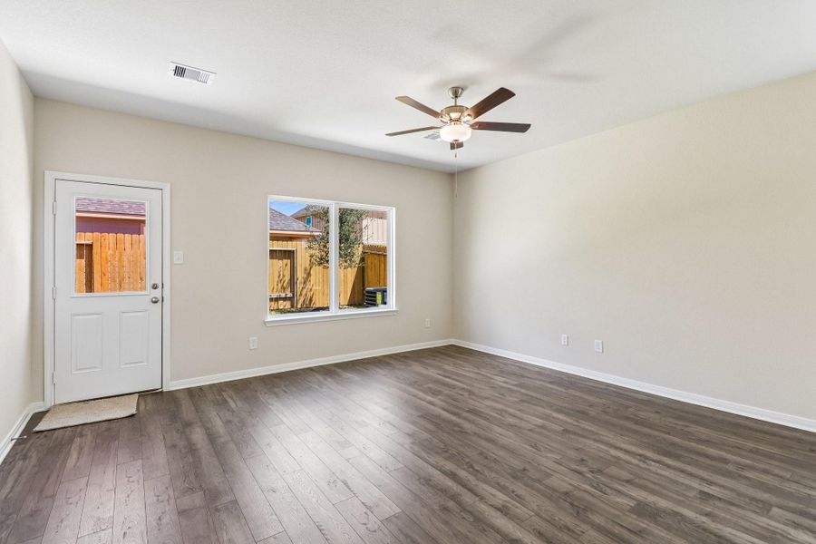 Spacious, unfurnished interior of a new home in Magnolia Woods, Magnolia (Image 24).