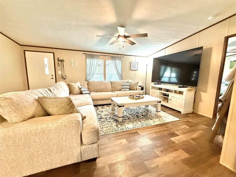 Furnished interior view inside a new home in , Gun Barrel City (Image 6).