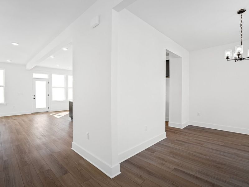 Spacious, unfurnished interior of a new home in Woods Crossing, Gallatin (Image 16).