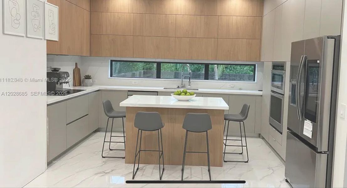 Furnished interior view inside a new home in , Fort Lauderdale (Image 7).