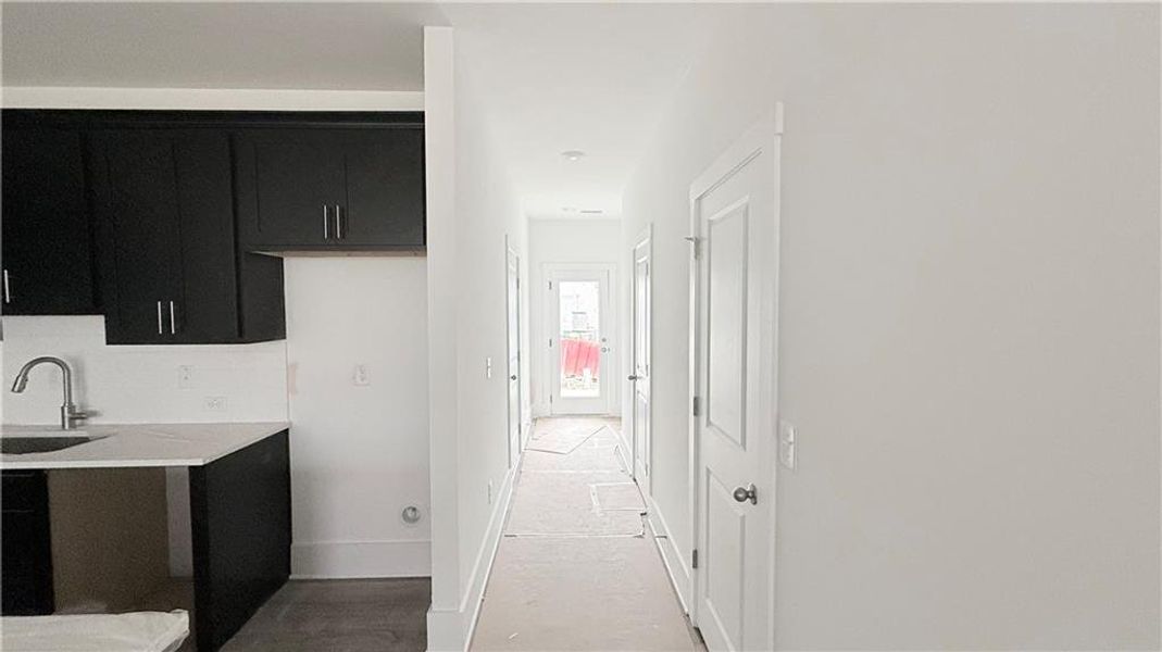 Image 26 of a home in Park Vue.