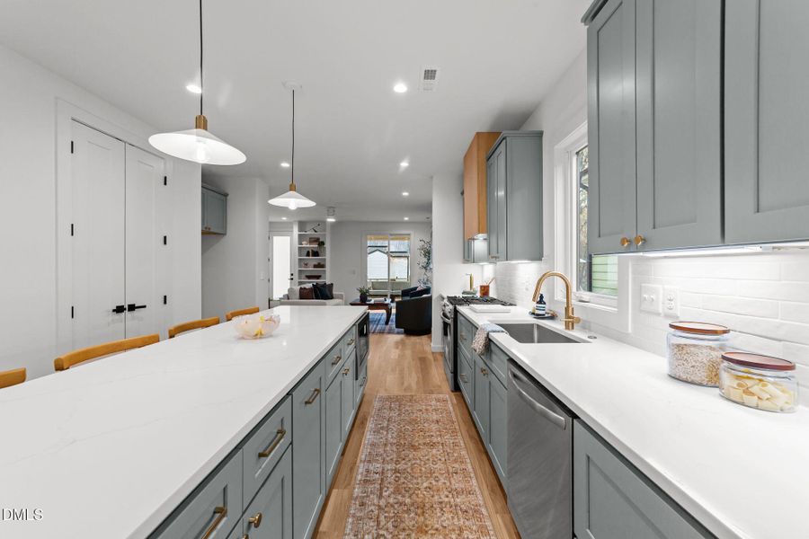 34-web-or-mls-VB4A5510 34-web-or-mls-VB4A5510