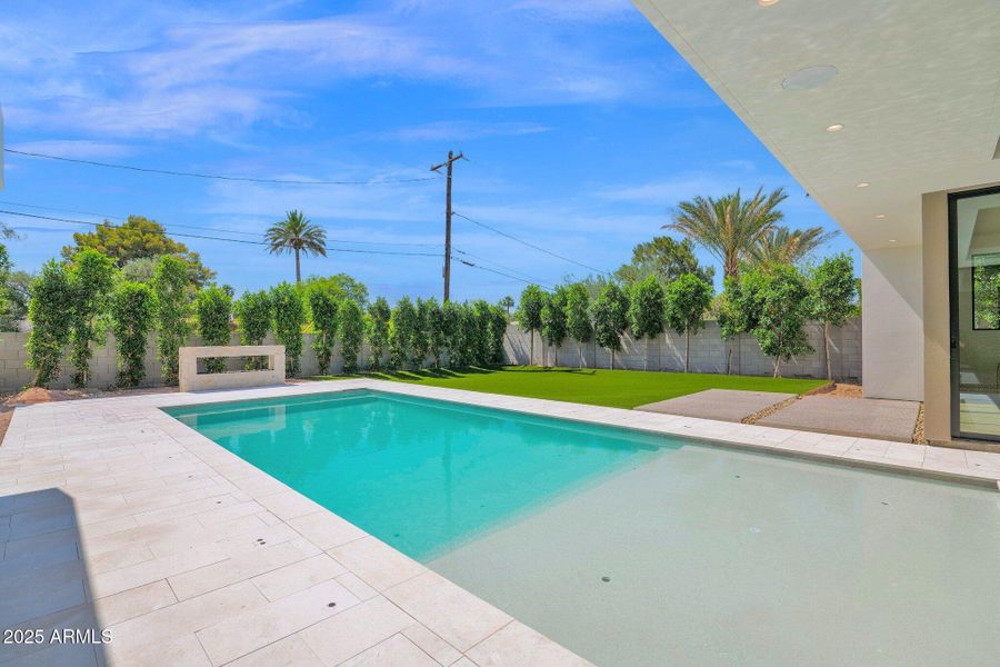 69-web-or-mls-P1233548