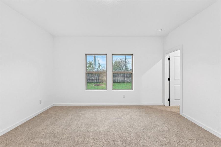 Spacious, unfurnished interior of a new home in Caldwell Lakes, Dallas (Image 32).