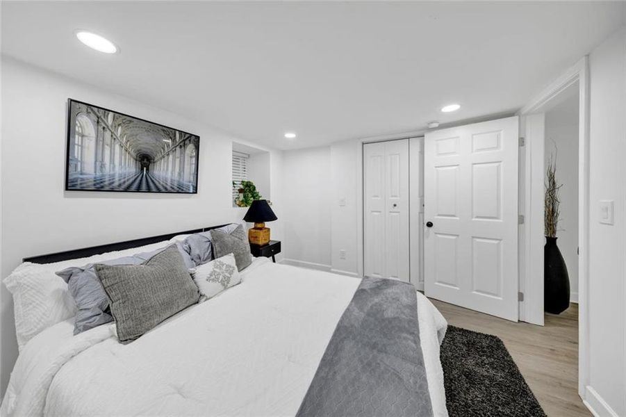Furnished interior view inside a new home in , Atlanta (Image 35). Furnished interior view inside a new home in , Atlanta (Image 35).