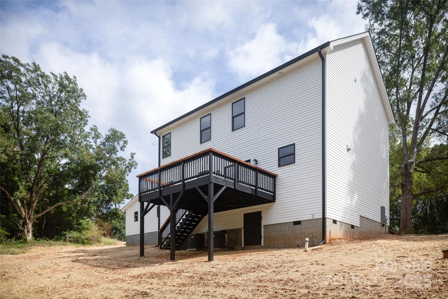 Image 20 of a home in .