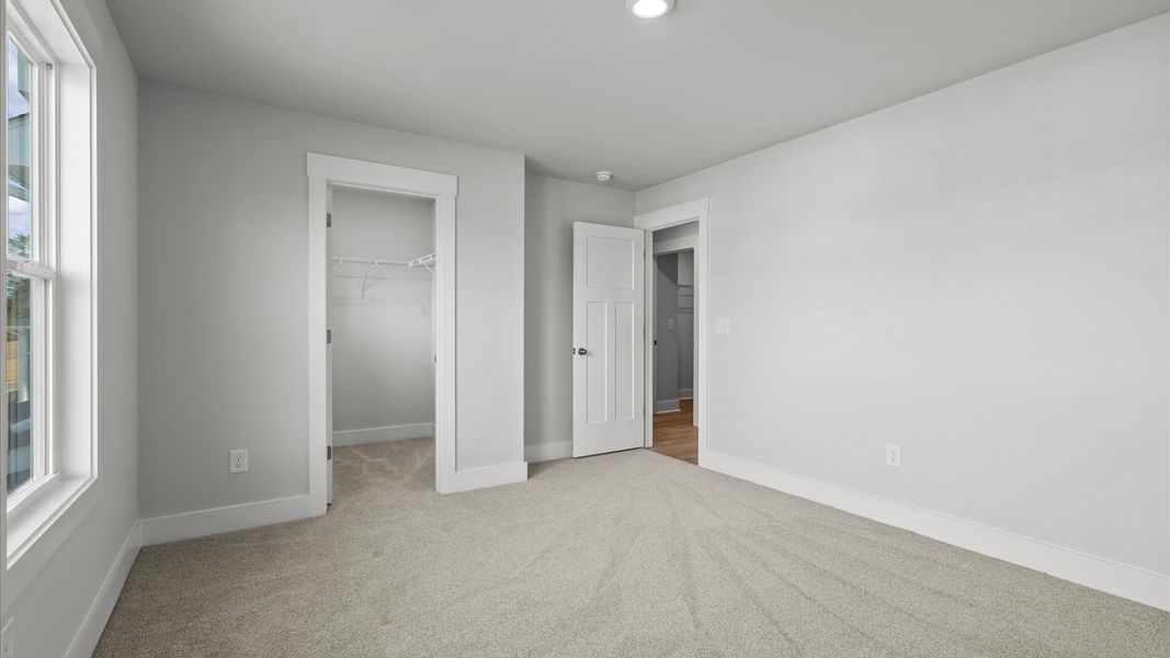 Furnished interior view inside a new home in Wells Crossing, Seneca (Image 34).