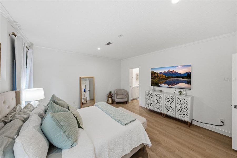 Furnished interior view inside a new home in , Webster (Image 16).