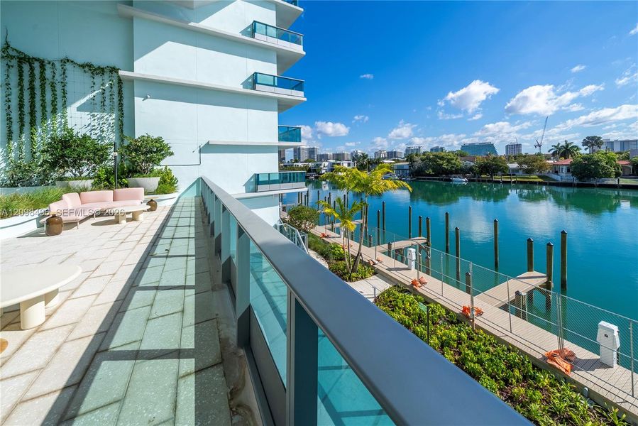 Condo located in Bay Harbor Islands, FL showcasing its design and architecture (Image 4).