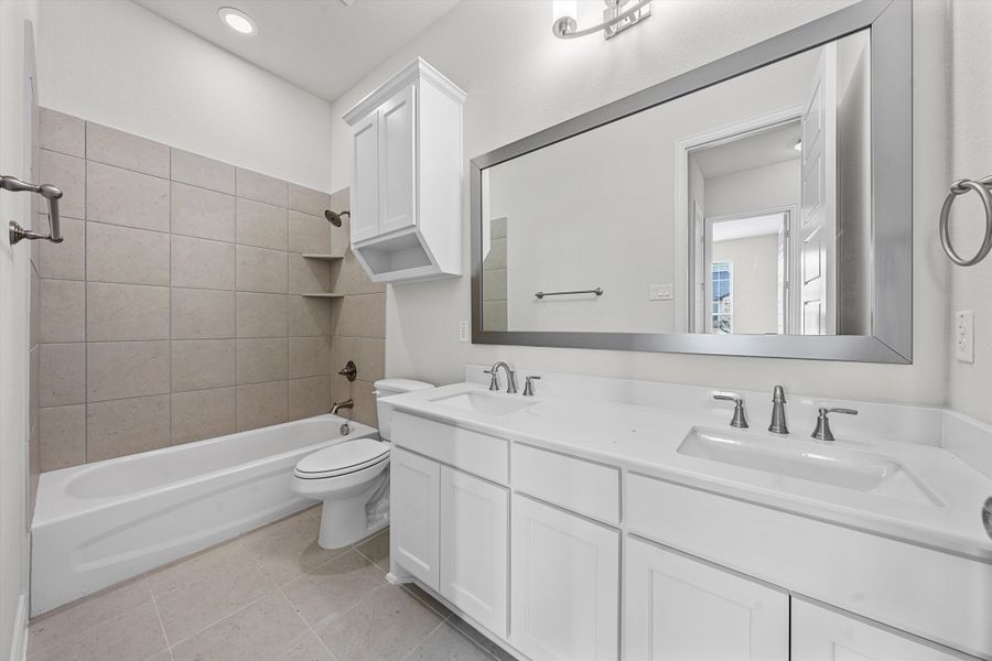 Furnished interior view inside a new home in Legacy Ranch - Phase 2, Temple (Image 18). Furnished interior view inside a new home in Legacy Ranch - Phase 2, Temple (Image 18).