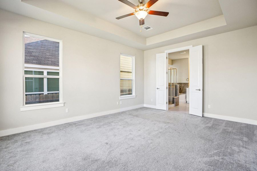 Spacious, unfurnished interior of a new home in Orchard Ridge, Liberty Hill (Image 32).