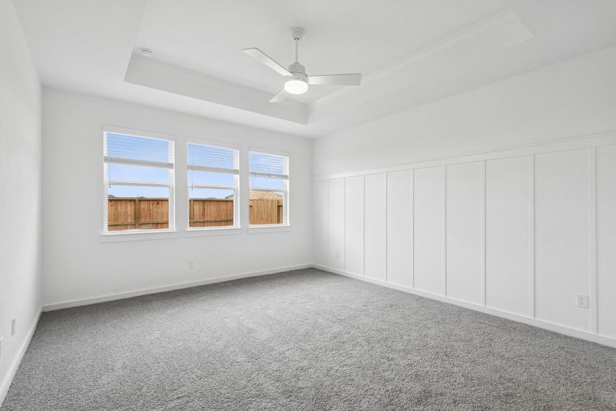 Spacious primary suite (*Photo not of actual home and used for illustration purposes only.)