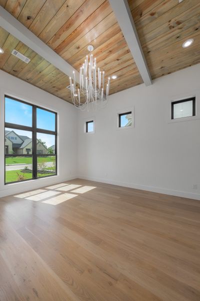 Image 76 of a home in Montclair.