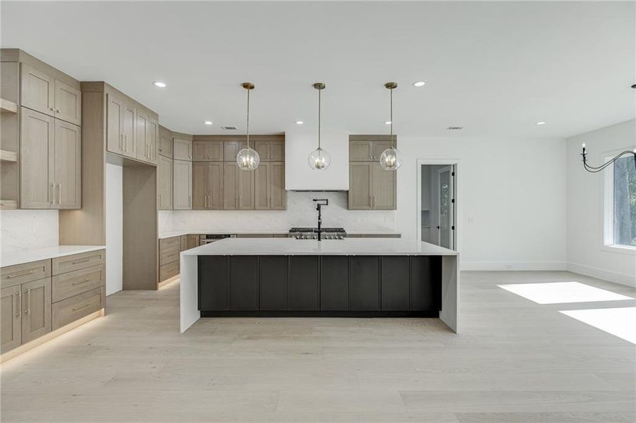 Furnished interior view inside a new home in , Gainesville (Image 40).