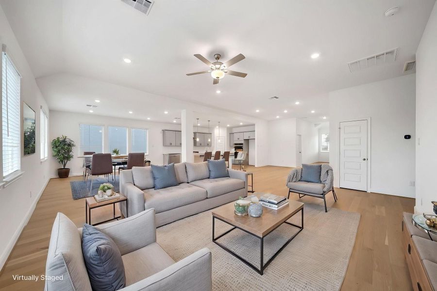 Open concept living at its finest!!! Open concept living at its finest!!!