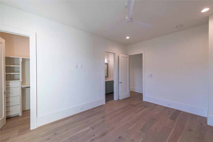 Spacious, unfurnished interior of a new home in , Houston (Image 21).