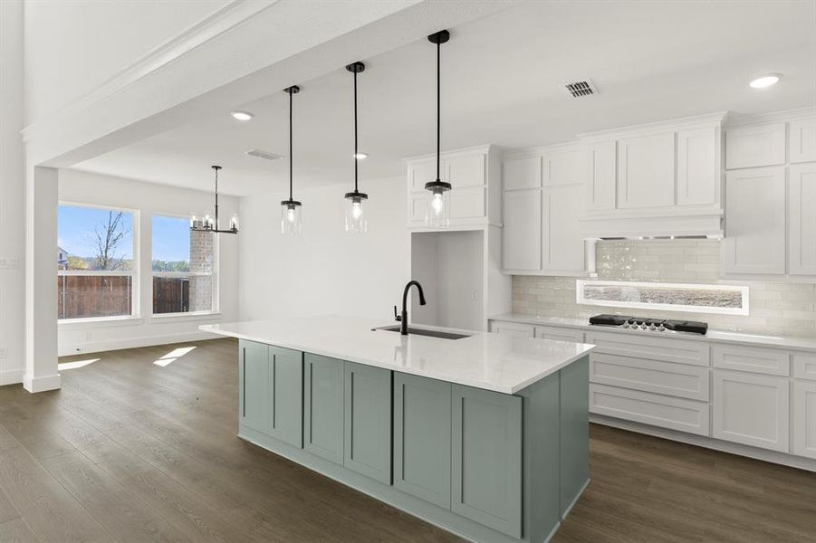 9_10. 1721 Silla - Kitchen (2)