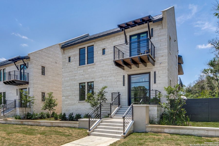Front exterior of a new home in , Boerne, TX, highlighting curb appeal (Image 21). Front exterior of a new home in , Boerne, TX, highlighting curb appeal (Image 21).