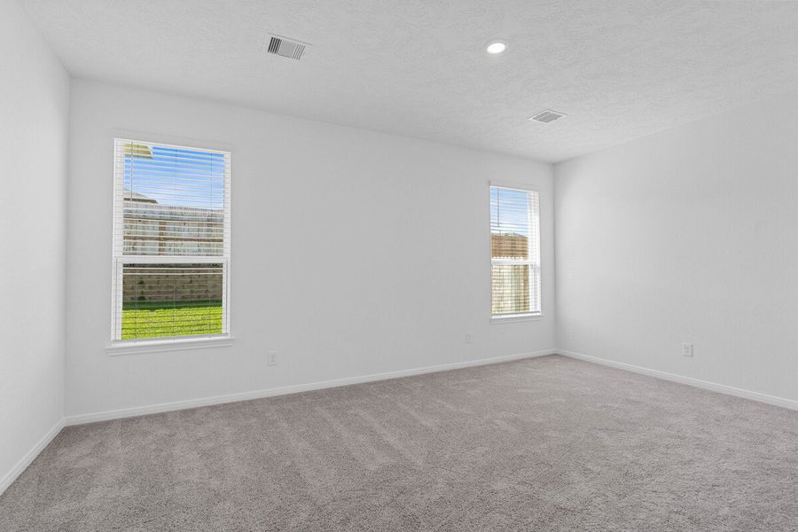 Spacious, unfurnished interior of a new home in Mustang Ridge, Magnolia (Image 6).