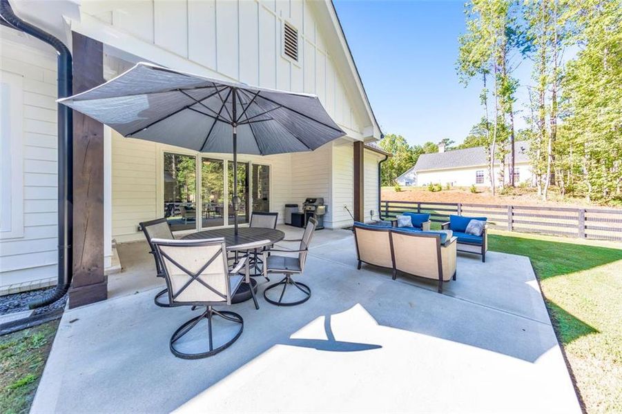 Furnished interior view inside a new home in , Woodstock (Image 31).