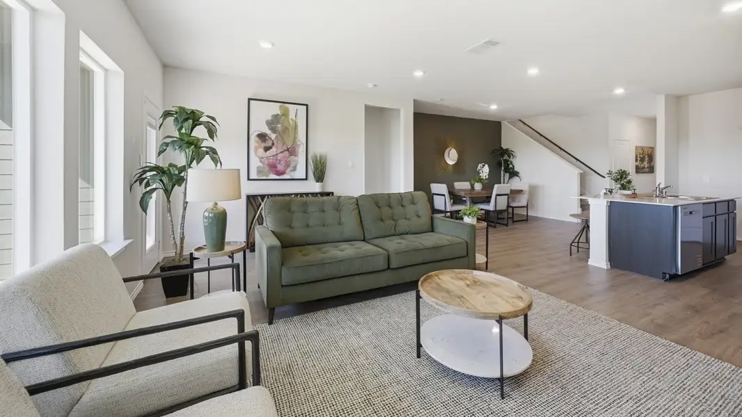 Furnished interior view inside a new home in Sweetwater Springs, Sherman (Image 4).