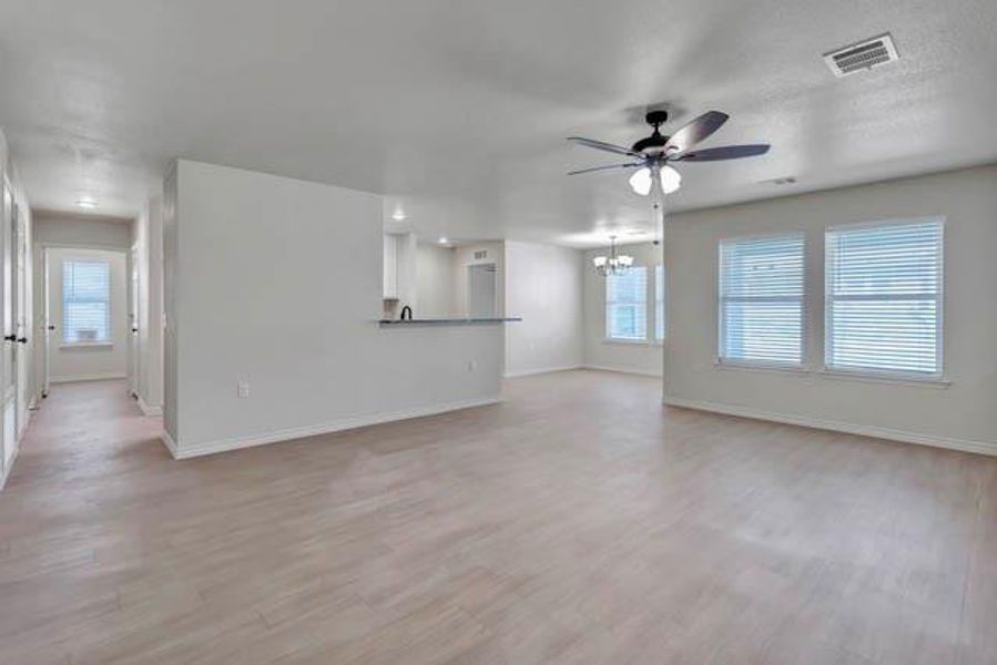 Spacious, unfurnished interior of a new home in , Fort Worth (Image 23).