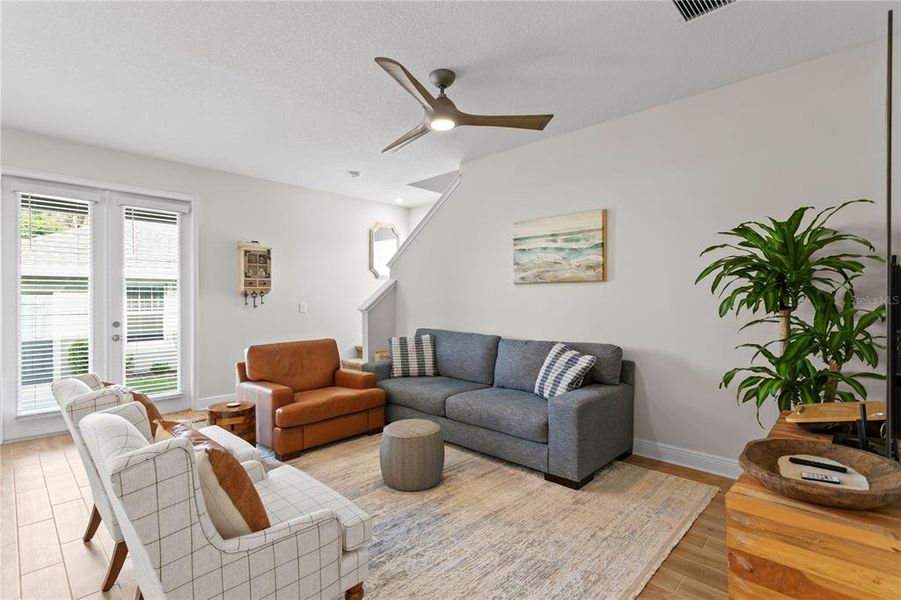 Furnished interior view inside a new home in , St. Petersburg (Image 49).