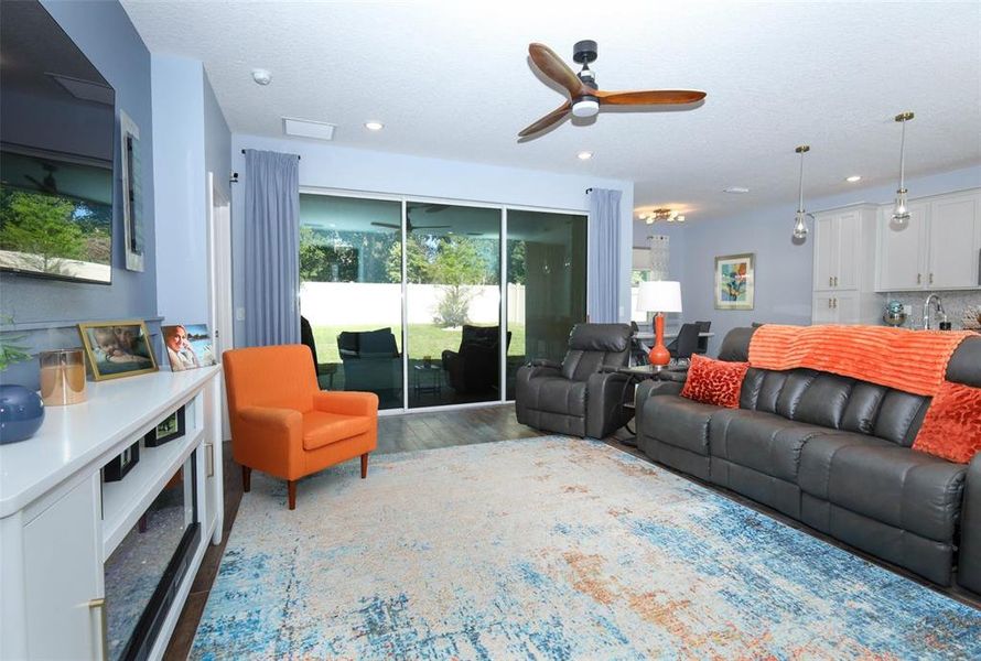Furnished interior view inside a new home in , Mount Dora (Image 6).