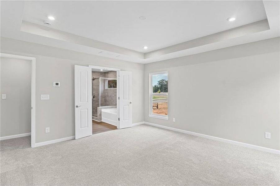 Spacious, unfurnished interior of a new home in Pickens Bluff, Hiram (Image 9). Spacious, unfurnished interior of a new home in Pickens Bluff, Hiram (Image 9).
