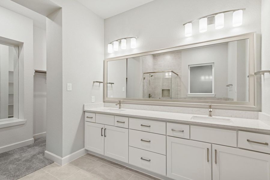 Furnished interior view inside a new home in ARTAVIA 65' Homesites, Conroe (Image 13). Furnished interior view inside a new home in ARTAVIA 65' Homesites, Conroe (Image 13).