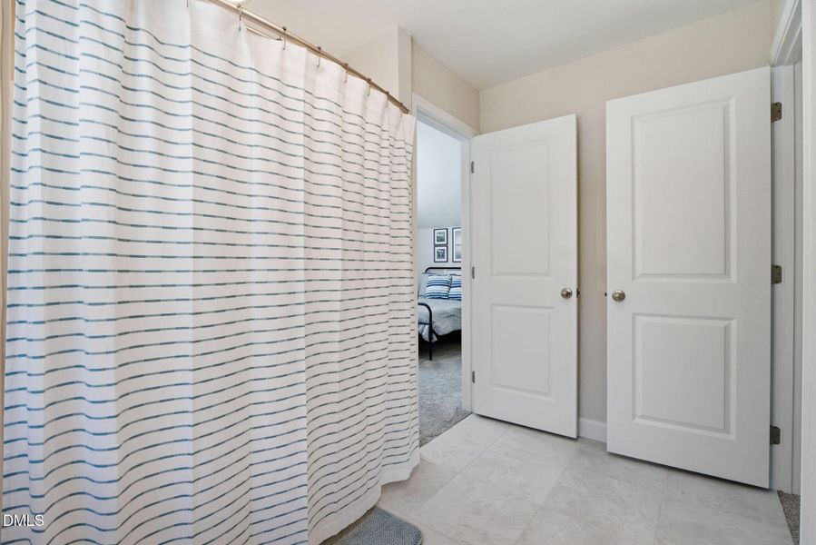 44-web-or-mls-dsc09002 44-web-or-mls-dsc09002