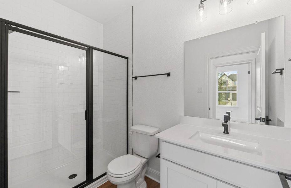 Furnished interior view inside a new home in Horizon Lake, Leander (Image 7).