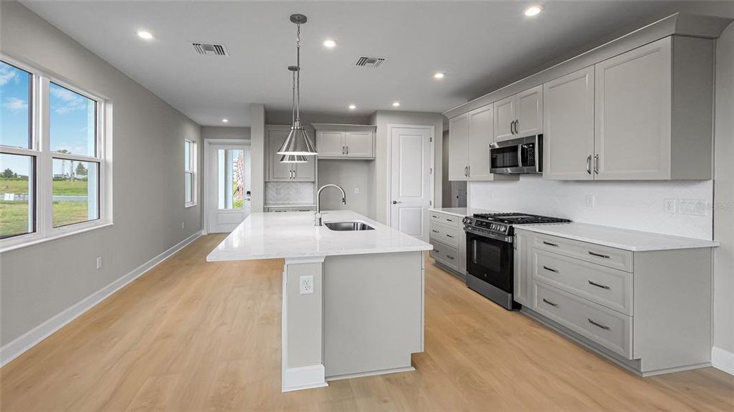 Furnished interior view inside a new home in Cresswind at Lake Harris, Tavares (Image 7). Furnished interior view inside a new home in Cresswind at Lake Harris, Tavares (Image 7).