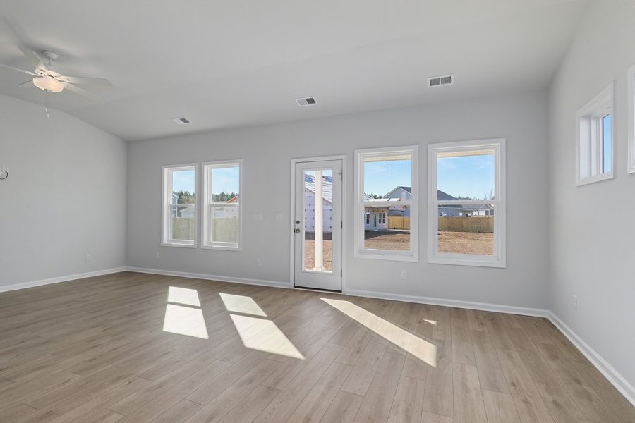 Spacious, unfurnished interior of a new home in Garden Grove, Conway (Image 14).
