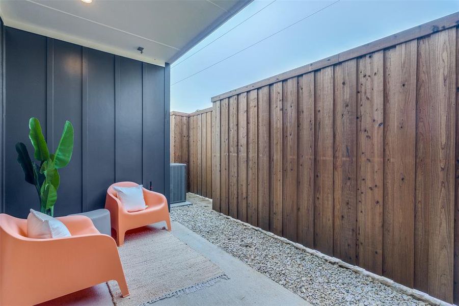Exterior details and patio area of a home in , Farmers Branch (Image 1). Exterior details and patio area of a home in , Farmers Branch (Image 1).