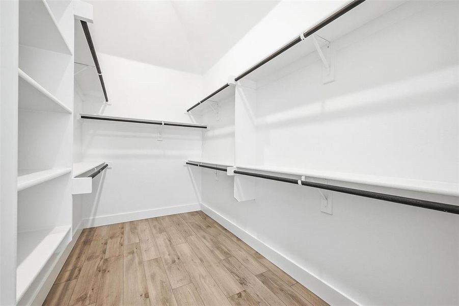 Spacious, unfurnished interior of a new home in , Little Elm (Image 19).