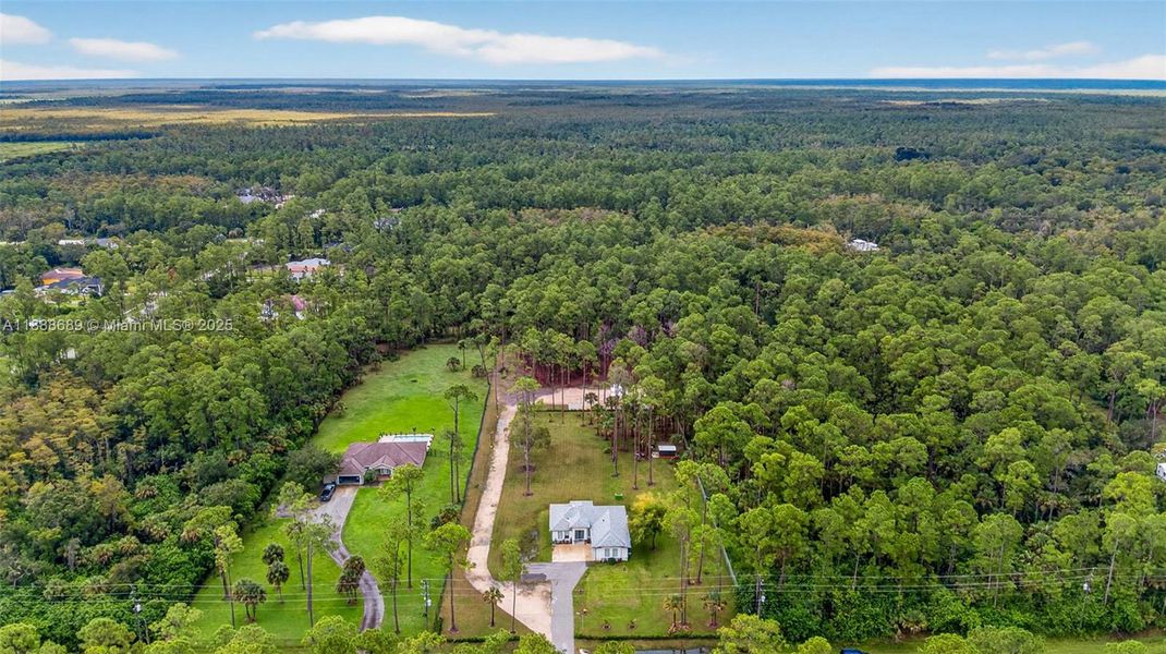 Image 18 of a home in . Image 18 of a home in .