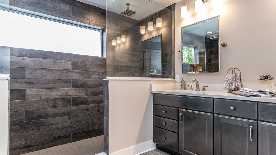 Representative furnished interior of a home built from the The Yorkshire by Norfolk Homes in Coronado Estates, Jackson (Image 41).