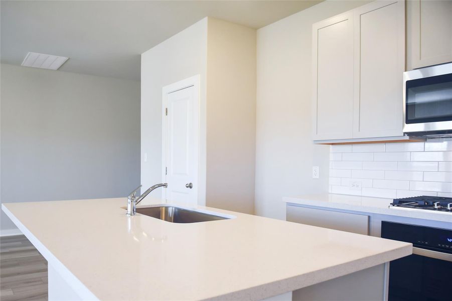 Center Island in Open Concept Kitchen