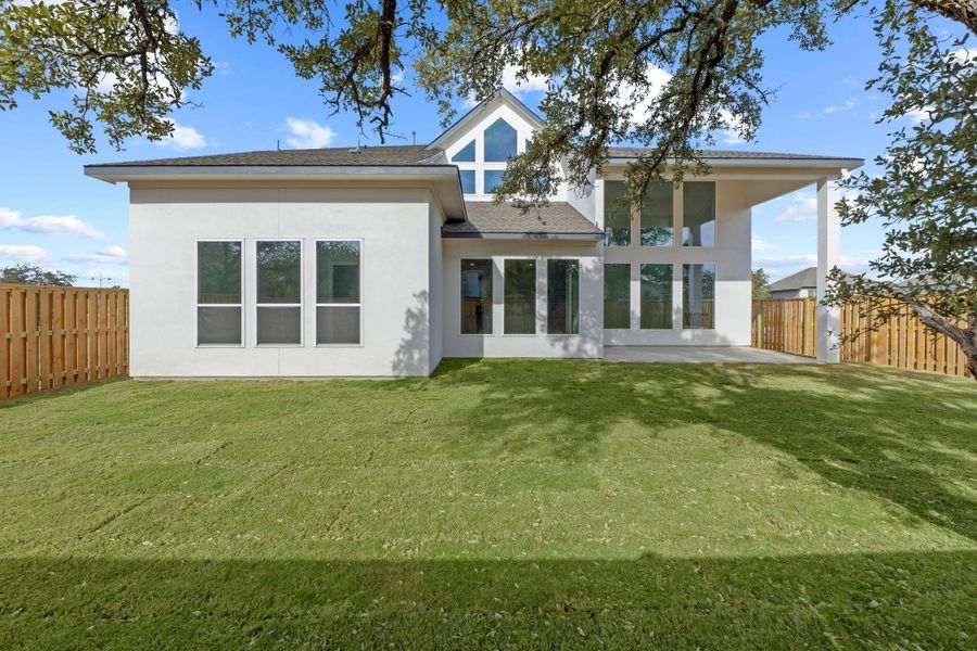 Grass is digitally enhanced.