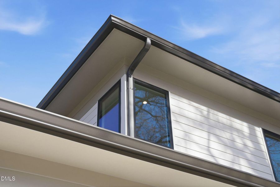 403 Carolyn Court-12