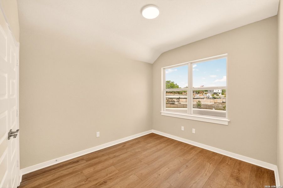Spacious, unfurnished interior of a new home in Trilogy Grove, San Antonio (Image 15).